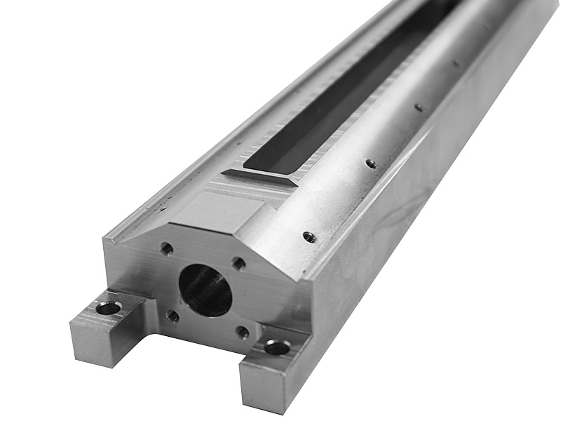 同時5軸加工機　部品2