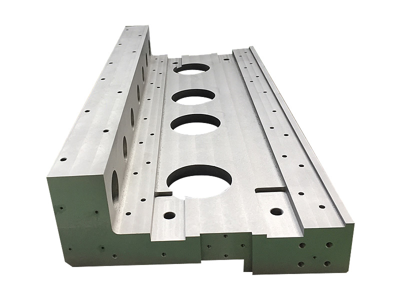 立型マシニングセンタ